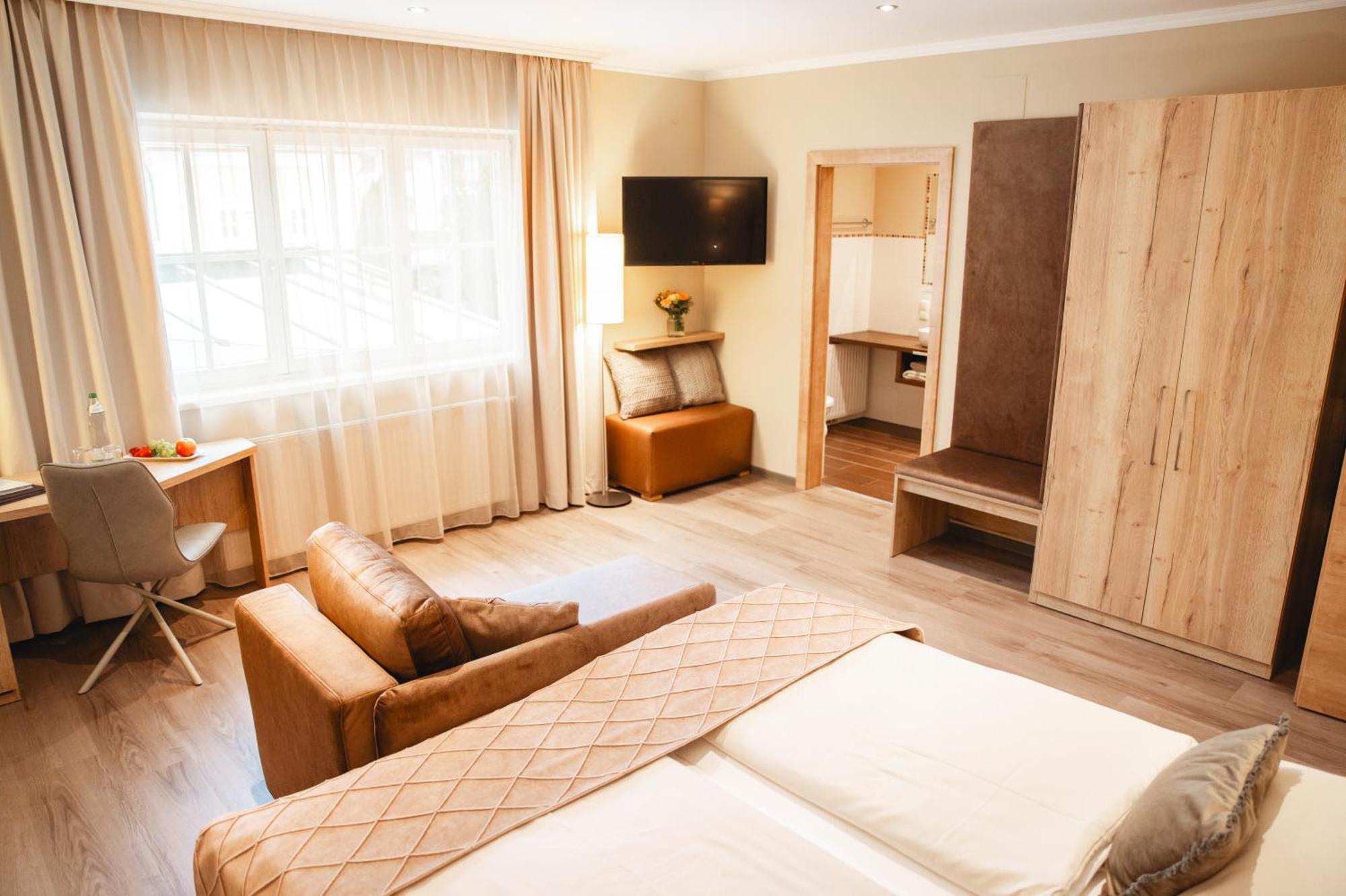 Hotel Krone Mondsee Exterior photo