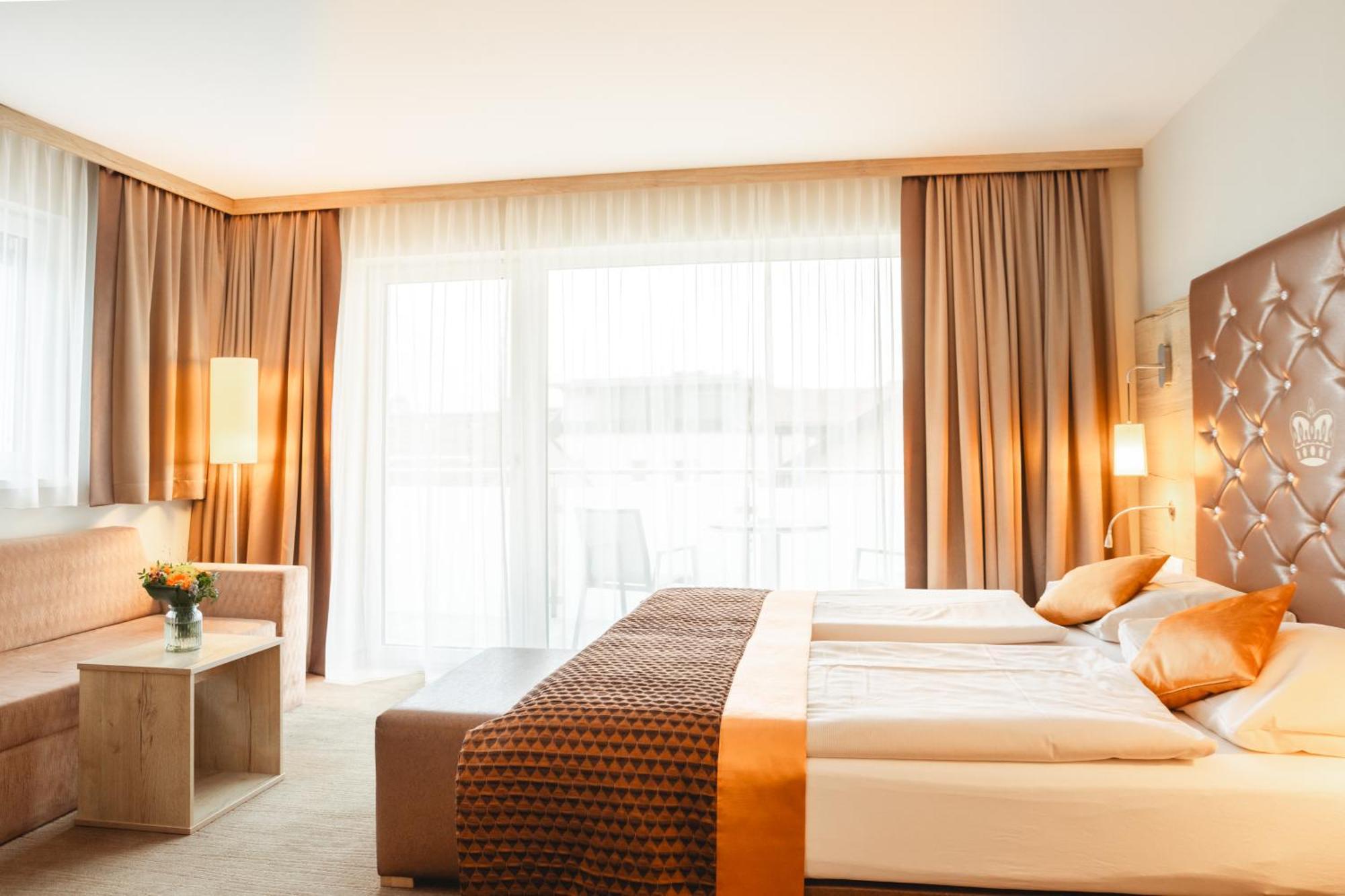 Hotel Krone Mondsee Exterior photo